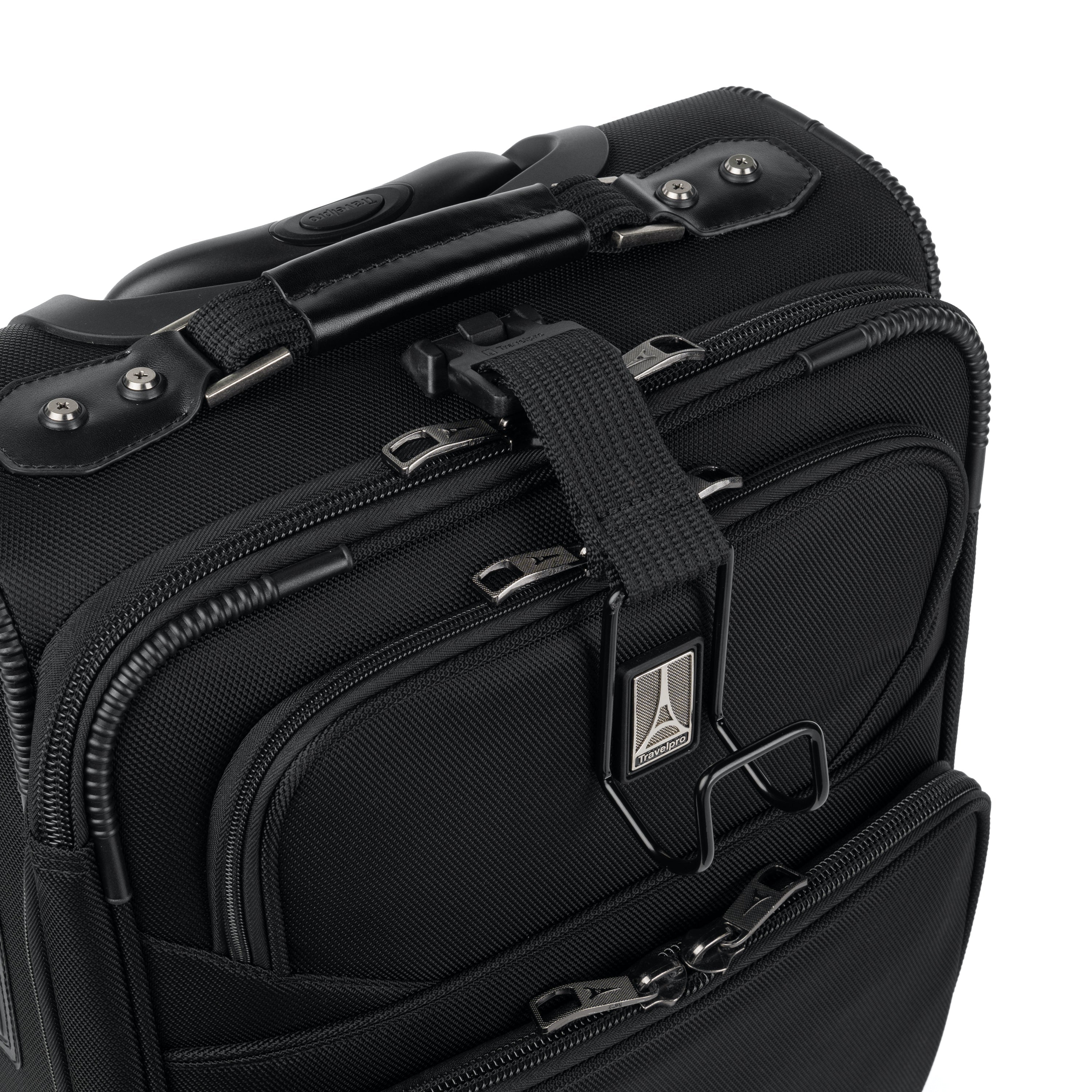 Travelpro® FlightCrew™ 5 Slim Expandable Rollaboard®