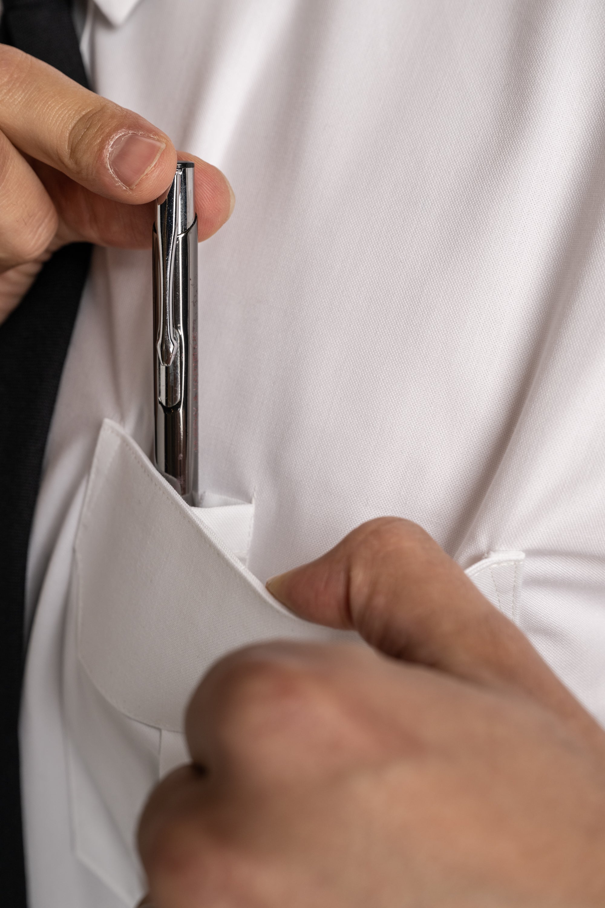 Sterling Open Pocket Short Sleeve Regular Soft Collar Shirt w/Eyelet