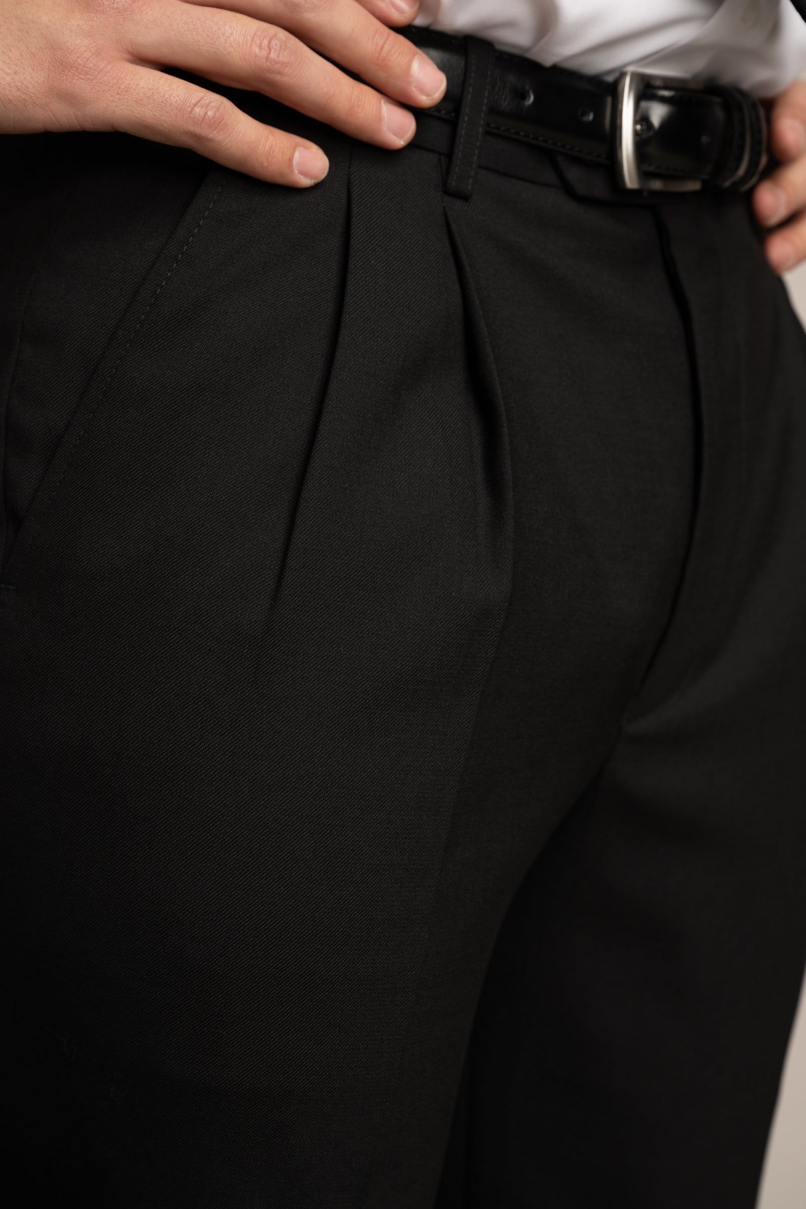 Bryce Pleated Comfort Fit Non Wool Navy Pants